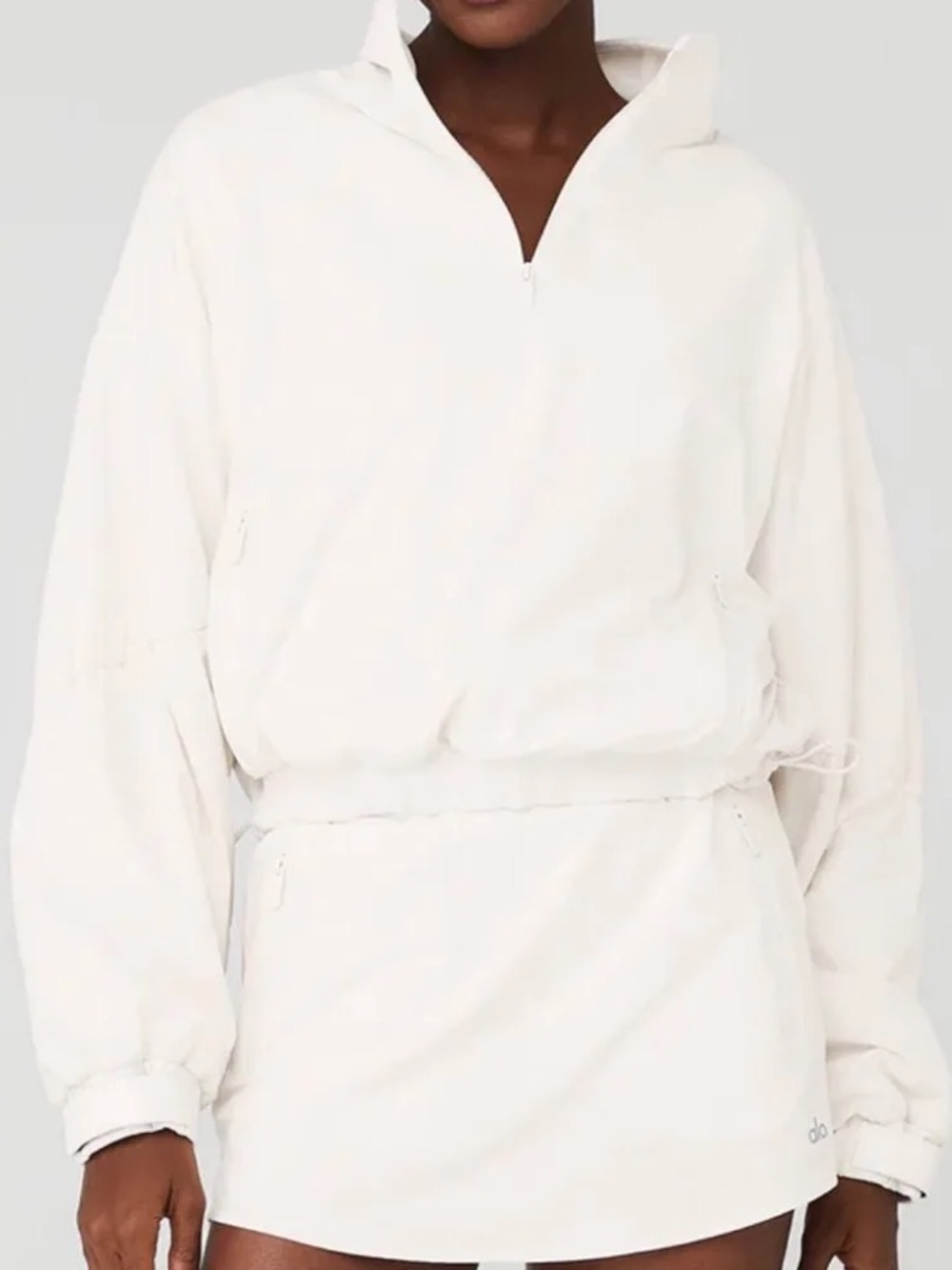 ALO Yoga Elevation Cropped Jacket in Cream